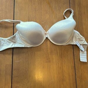 Body by Victoria lined perfect coverage 36DD
